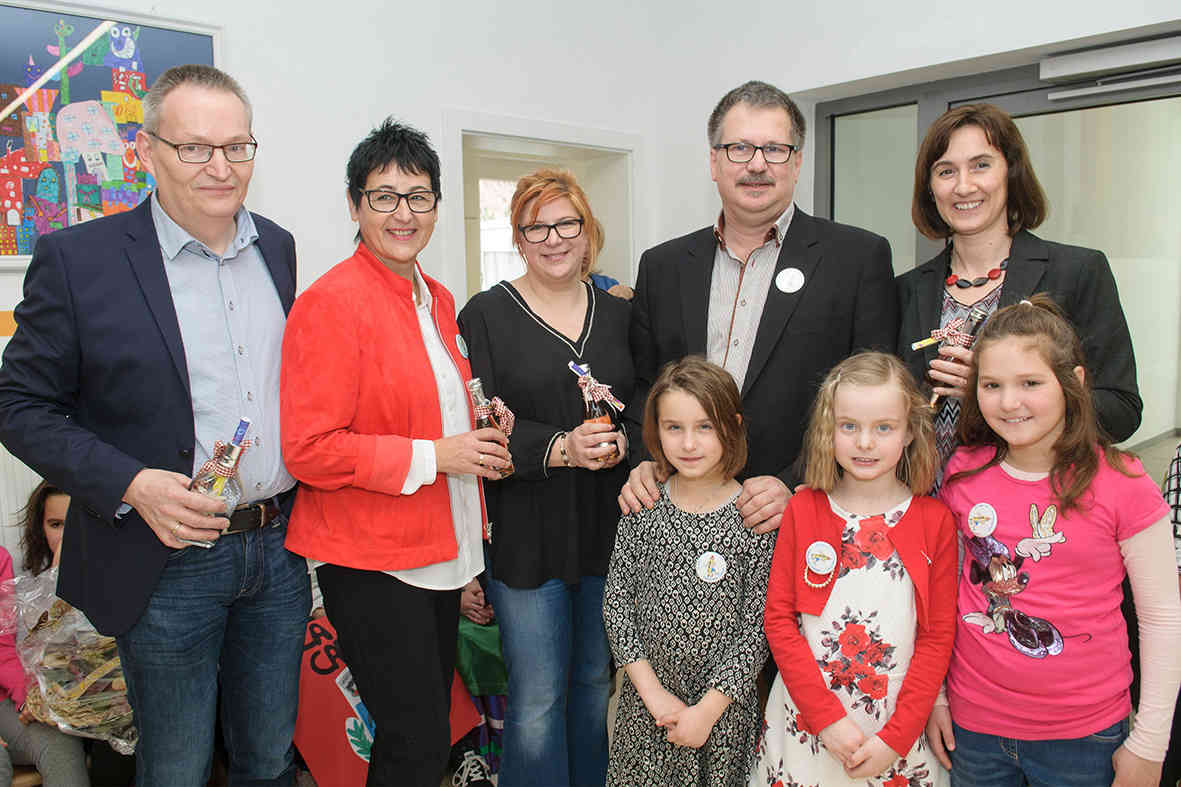 Eröffnung der Volksschule Treffen